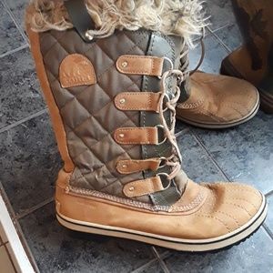 Sorel waterproof boots